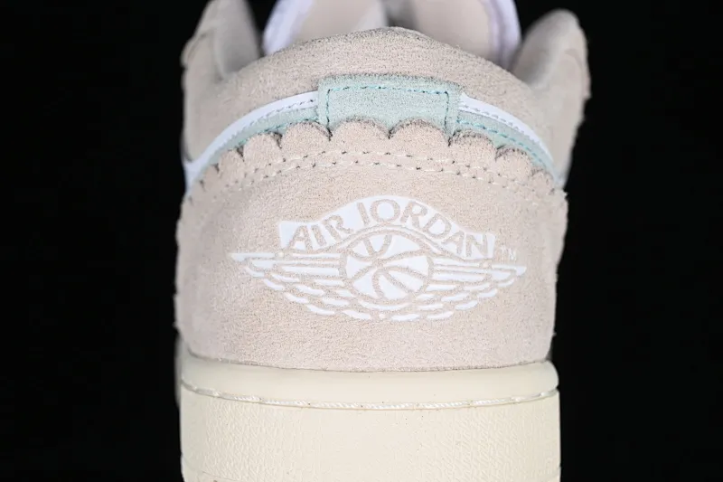 All categories Air Jordan Jordan series basketball shoes Air Jordan 1 Low Z version Air Jordan 1 Low AJ1 Joe 1 pink and white low-top cultural casual sneakers DZ5356-800